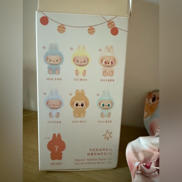 NWT LABUBU ZIZI 100% Authentic THE MONSTERS - HAVE A SEAT VINYL PLUSH BLIND BOX - Picture 5 of 8